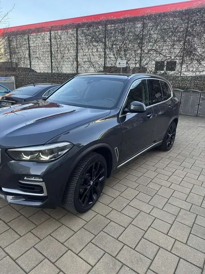 Gebraucht BMW X5 xLine 265 PS (194 kW) 2019 Grau SUV