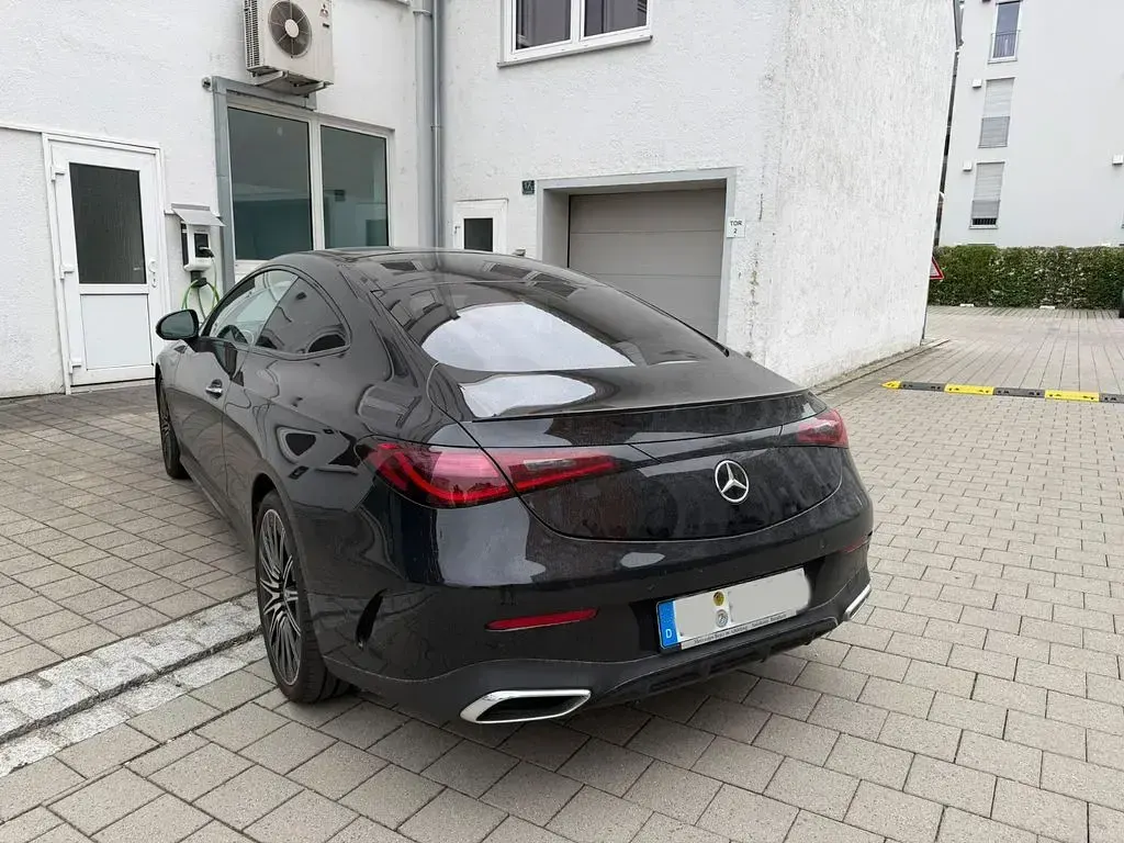 Gebraucht Mercedes CLE200 AMG line 204 PS (150 kW) 2024 Schwarz Coupé