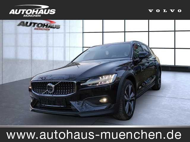 Gebraucht Volvo V60 CC 145 PS (106 kW) 2023 Kombi