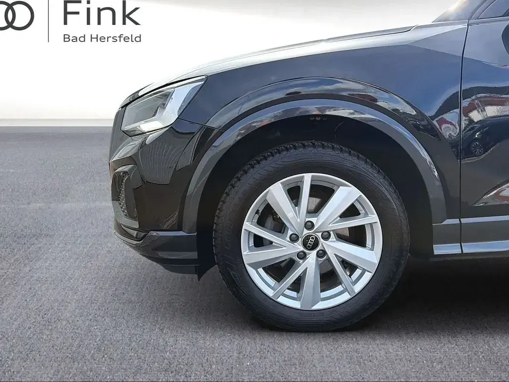 Gebraucht Audi Q2 Advanced Plus 150 PS (110 kW) 2024 Mythosschwarz metallic SUV