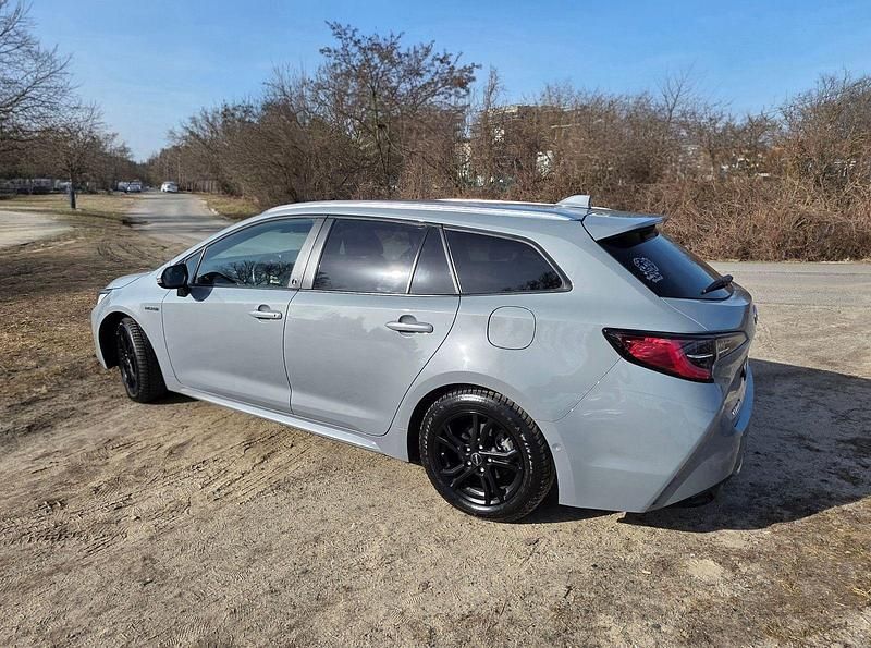 Gebraucht Toyota Corolla 152 PS (111 kW) 2022 Grau Kombi