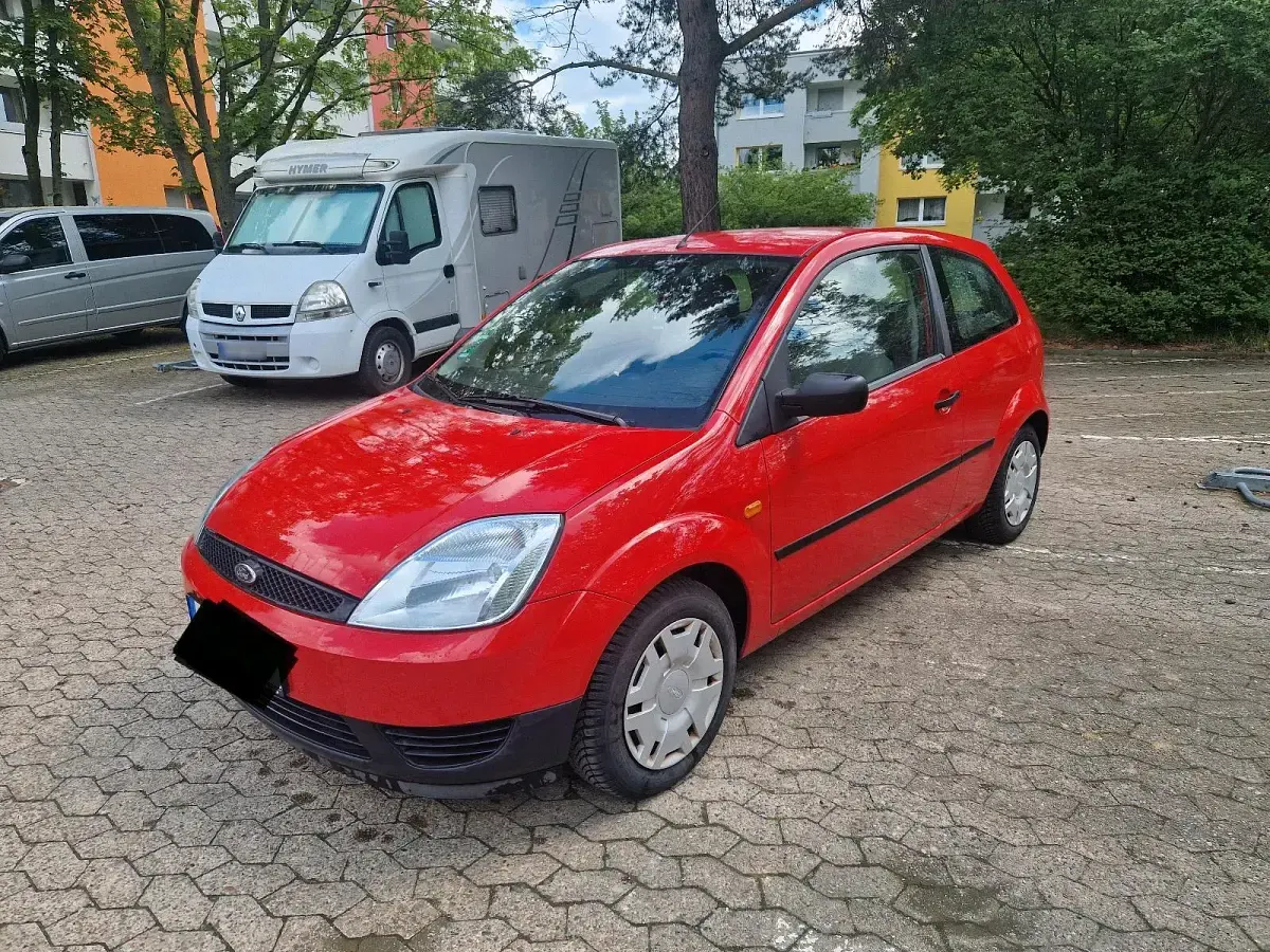 Gebraucht Ford Fiesta 70 PS (51 kW) 2002 Rot Kleinwagen