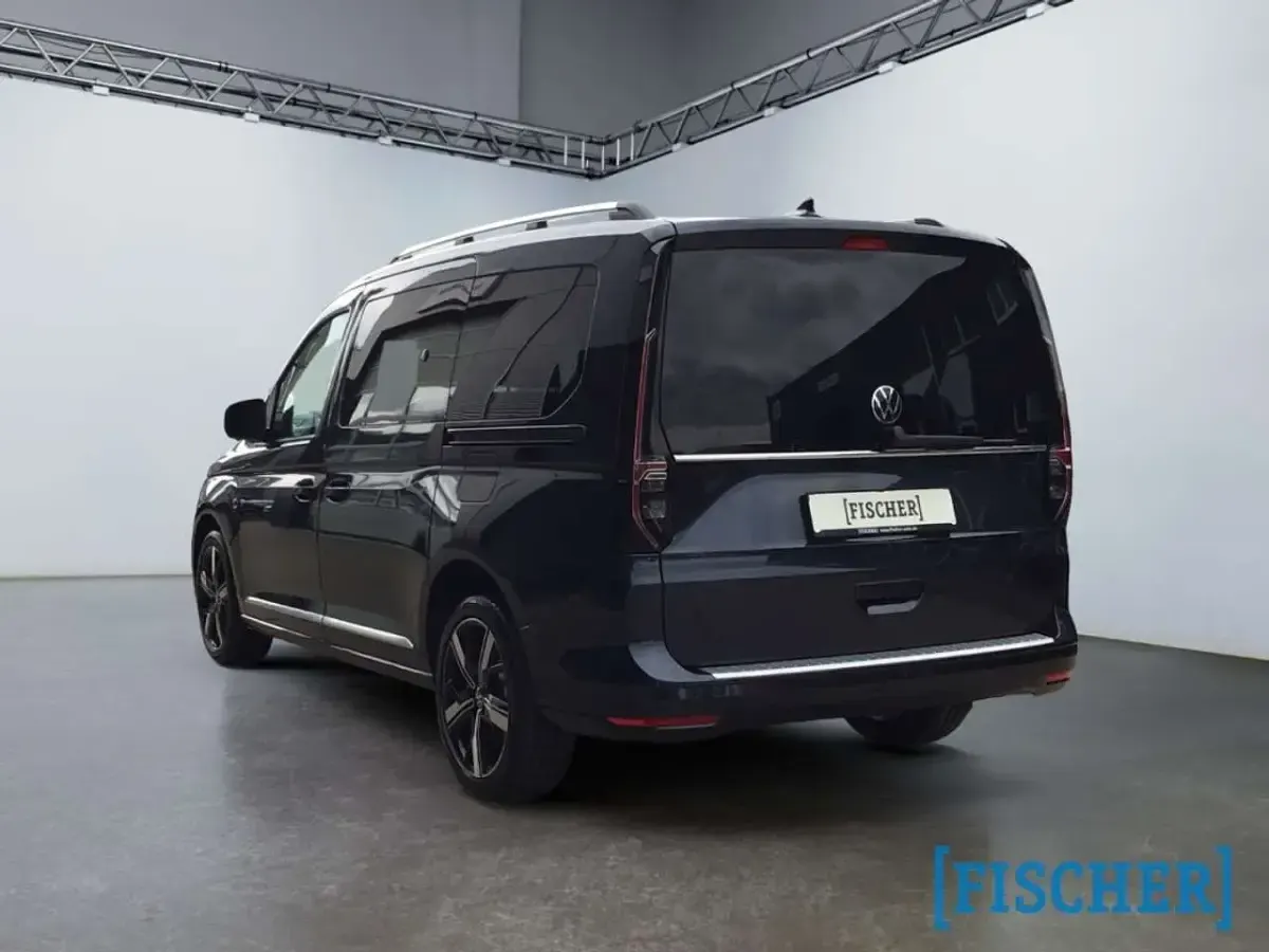 Gebraucht VW Caddy Style 122 PS (89 kW) 2026 Starlight blue metallic Van / Kleinbus