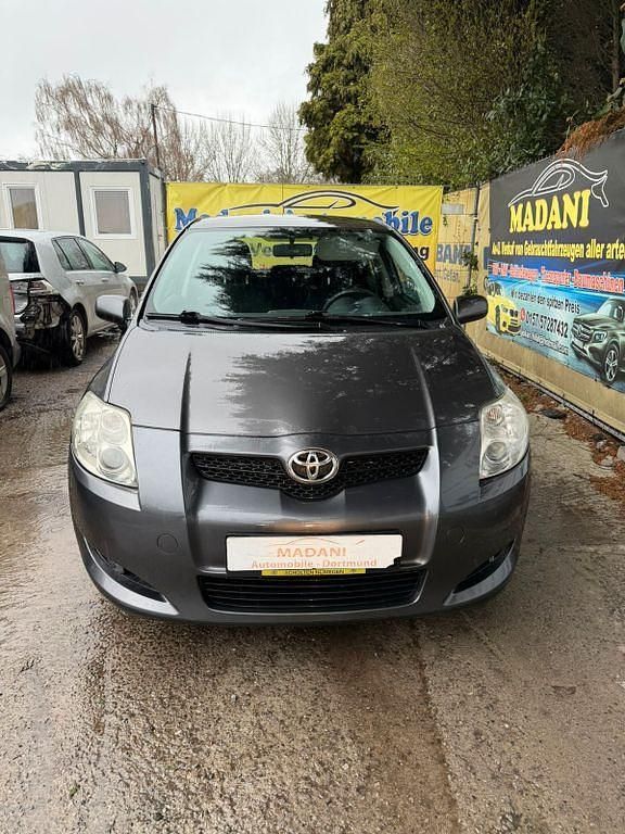 Gebraucht Toyota Auris 124 PS (91 kW) 2008 Grau Kleinwagen