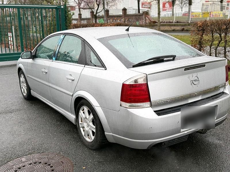 Gebraucht Opel Vectra GTS 147 PS (108 kW) 2003 Silber Limousine