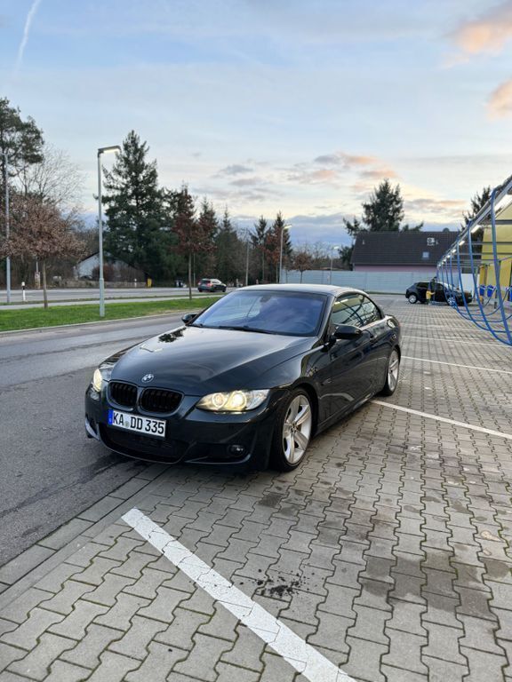 Schwarz Gebraucht 2007 BMW 335 Cabriolet Sport Line Cabrio | 17.490 € (Fairer Preis) - Bild 1/4