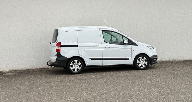 Gebraucht Ford Transit 97 PS (71 kW) 2016 Weiß Van / Kleinbus