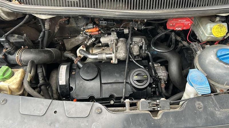 Gebraucht VW Transporter 102 PS (75 kW) 2008 Weiß Van