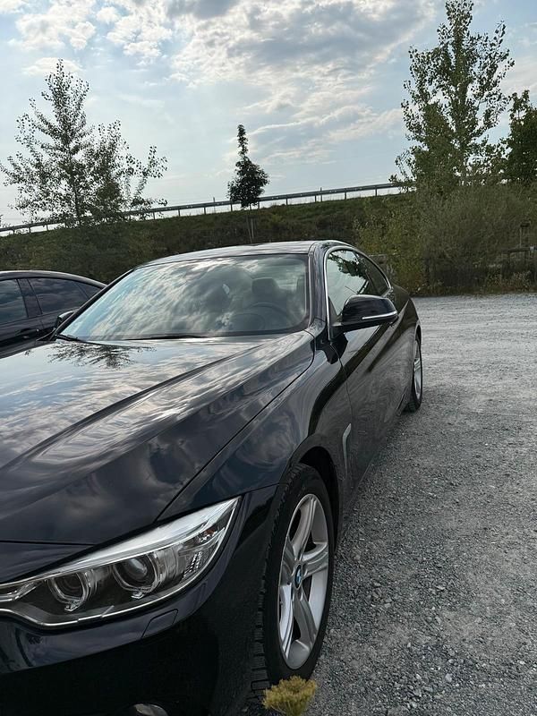 Schwarz Gebraucht 2016 BMW 420 Luxury Line Coupé | 13.500 € (Superpreis) - Bild 1/4