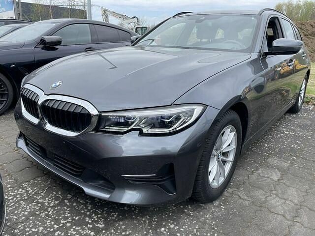 Gebraucht BMW 320 Shadowline 190 PS (139 kW) 2021 Mineralgrau met. Kombi