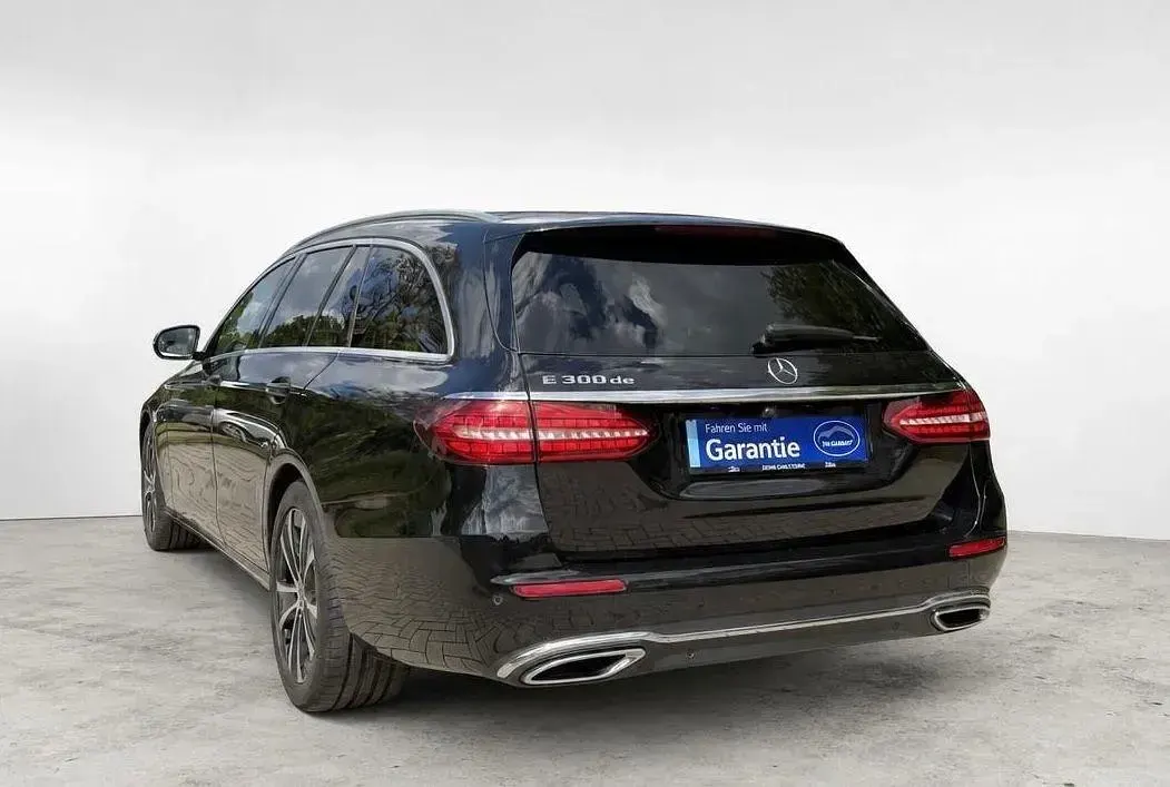 Gebraucht Mercedes E300 306 PS (225 kW) 2021 Schwarz Kombi