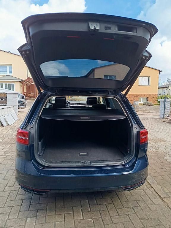 Gebraucht VW Passat Highline 239 PS (175 kW) 2015 Blau Kombi