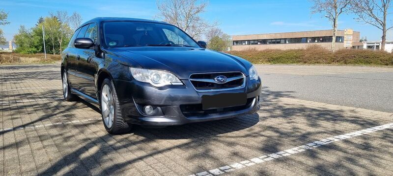 Grau Gebraucht 2007 Subaru Legacy Active Kombi | 8.900 € (Etwas zu teuer) - Bild 1/4