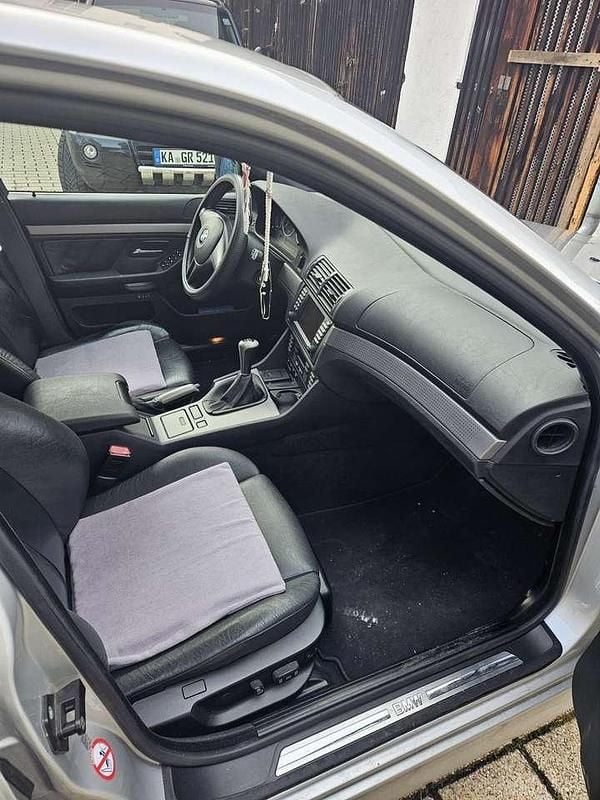 Gebraucht BMW 530 231 PS (169 kW) 2002 Limousine