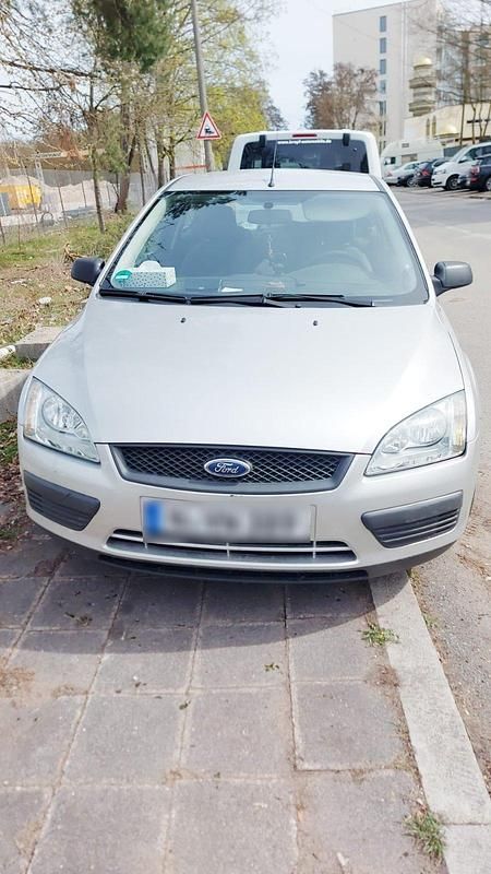Second-hand Ford Focus 80 CP (58 kW) 2005 Gri Berlinǎ
