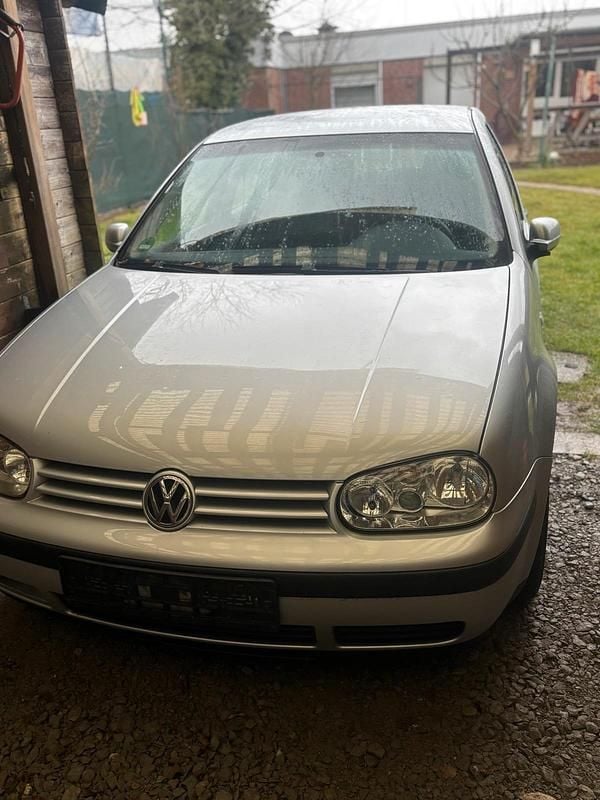 Gebraucht VW Golf IV 74 PS (54 kW) 2003 Grau Kleinwagen