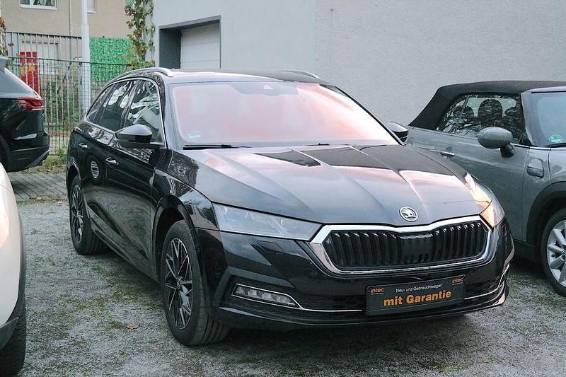 Schwarz Gebraucht 2023 Skoda Octavia Style Kombi | 22.900 € (Guter Preis) - Bild 1/4