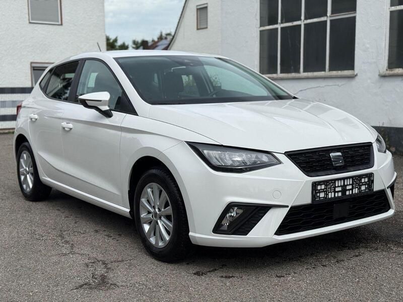 Weiß Gebraucht 2024 Seat Ibiza Style Kleinwagen | 14.888 € (Superpreis) - Bild 1/4