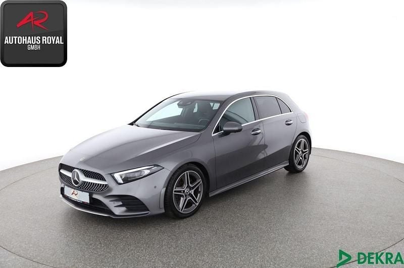 Grau Gebraucht 2020 Mercedes A220 AMG Limousine | 27.480 € (Fairer Preis) - Bild 1/4