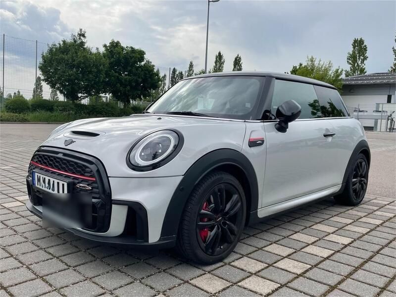 Silber Gebraucht 2022 Mini John Cooper Works Kleinwagen | 34.299 € (Etwas zu teuer) - Bild 1/4
