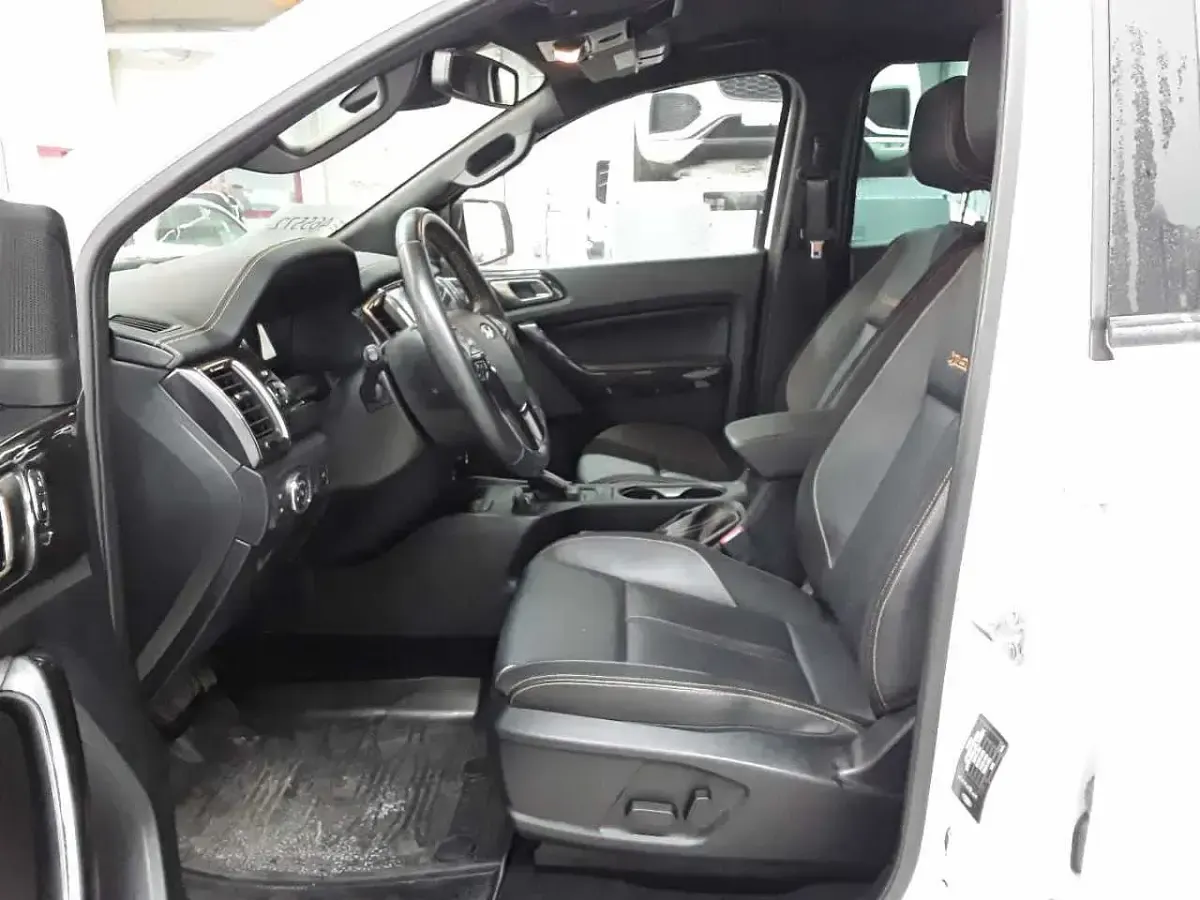 Gebraucht Ford Ranger Wildtrack 212 PS (155 kW) 2021 Frostweiß Pickup