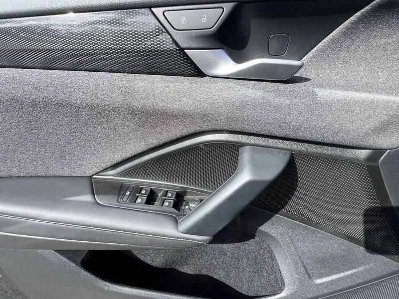 Gebraucht VW Tiguan 150 PS (110 kW) 2024 Grün SUV