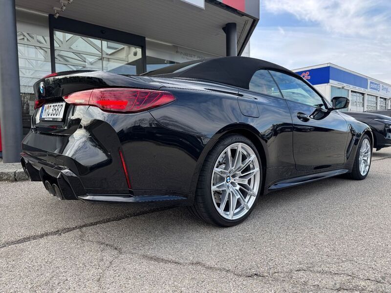 Gebraucht BMW M4 Cabriolet Performance 530 PS (389 kW) 2024 Schwarz Cabrio