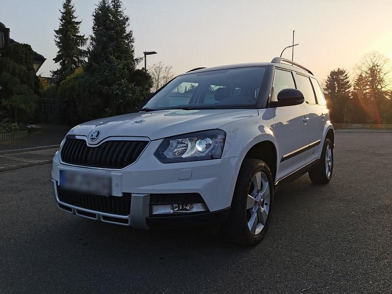 Gebraucht Skoda Yeti Elegance 110 PS (80 kW) 2014 Weiß SUV
