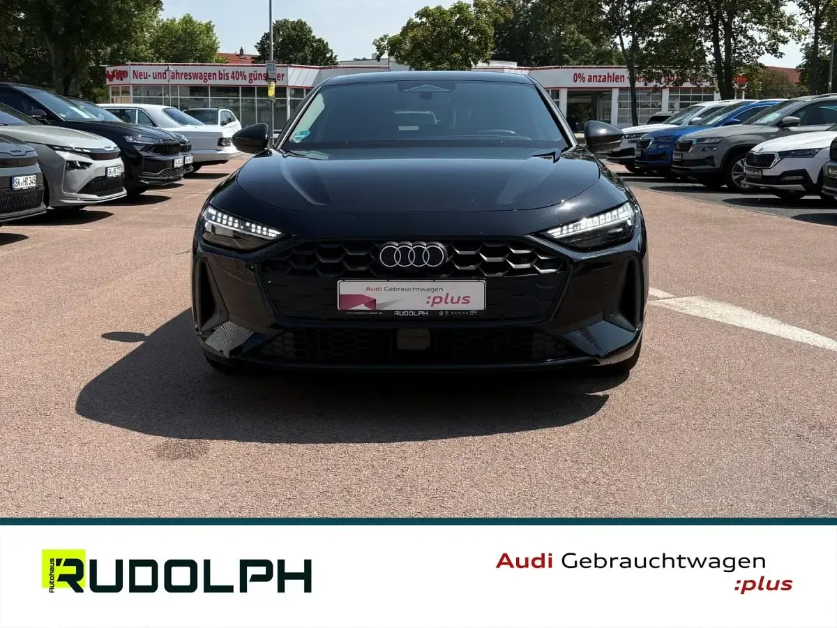 Gebraucht Audi A5 Performance 204 PS (150 kW) 2025 Mythosschwarz metallic Limousine