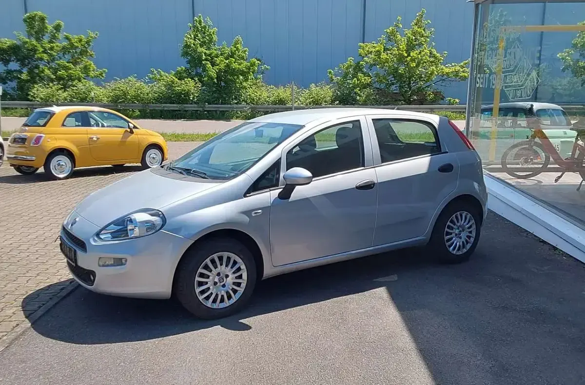 Gebraucht Fiat Punto Evo 69 PS (50 kW) 2016 Silber Kleinwagen
