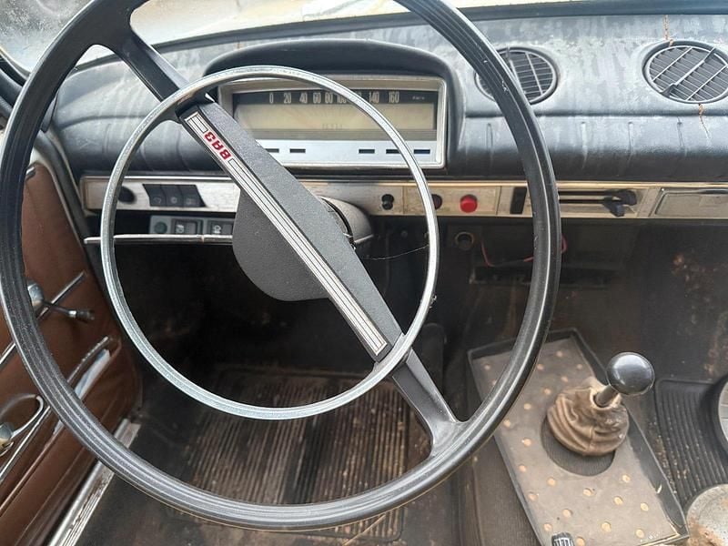Second-hand Lada 2101 50 CP (36 kW) 1973 Alb Berlinǎ