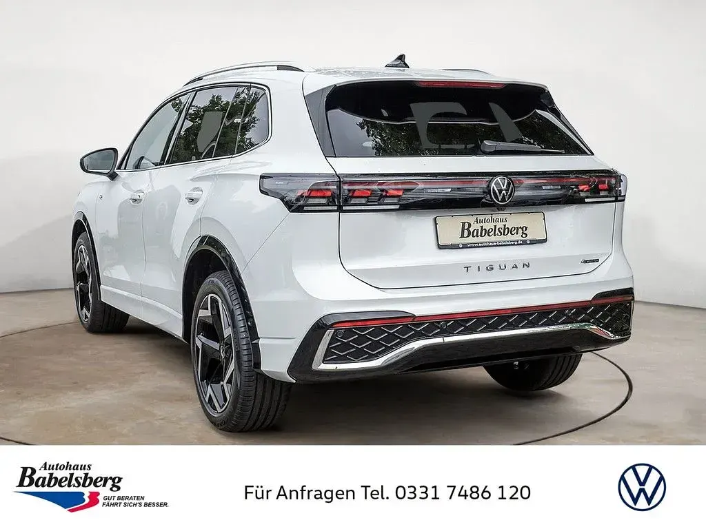 Gebraucht VW Tiguan R-line 193 PS (141 kW) 2025 Weiß SUV