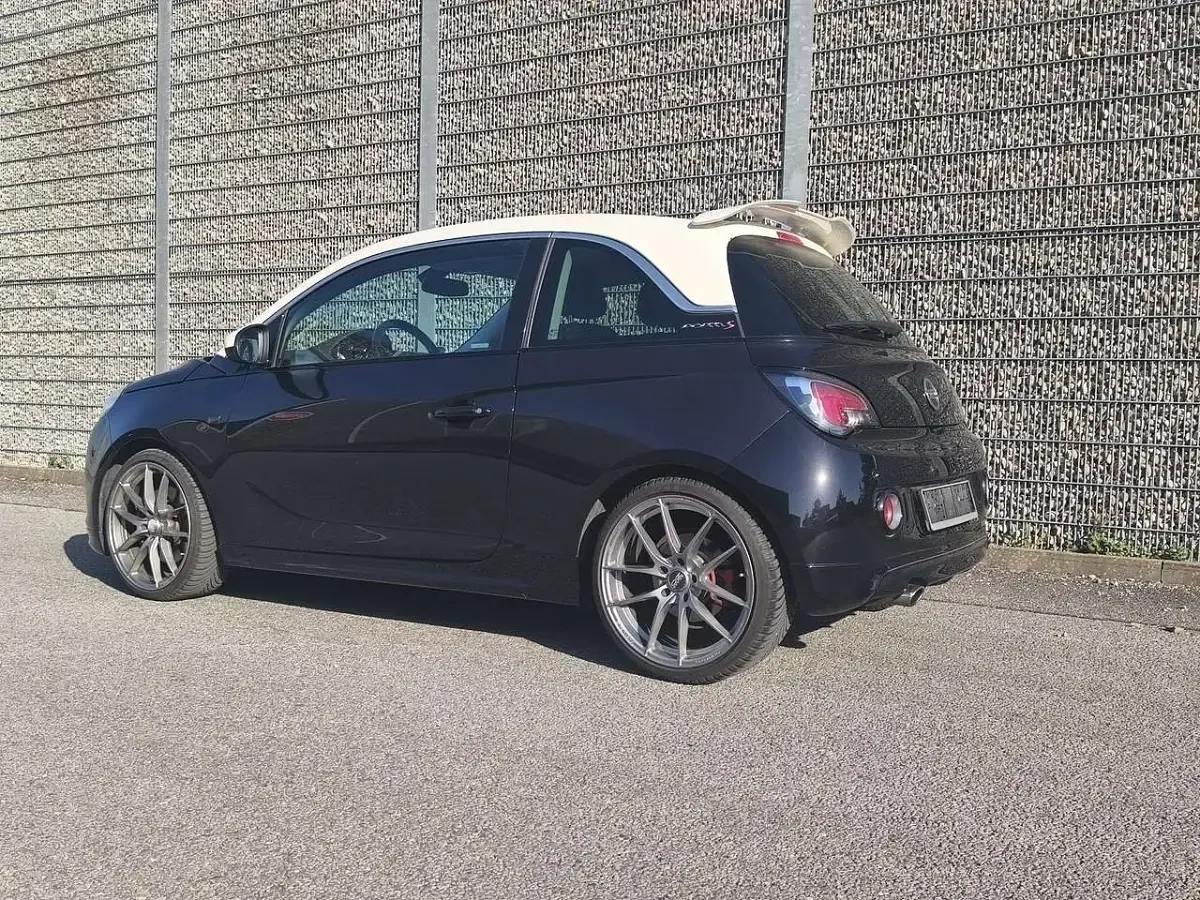 Gebraucht Opel Adam S 150 PS (110 kW) 2016 Schwarz Kleinwagen
