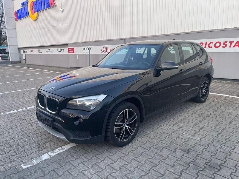 Gebraucht BMW X1 143 PS (105 kW) 2012 Schwarz SUV