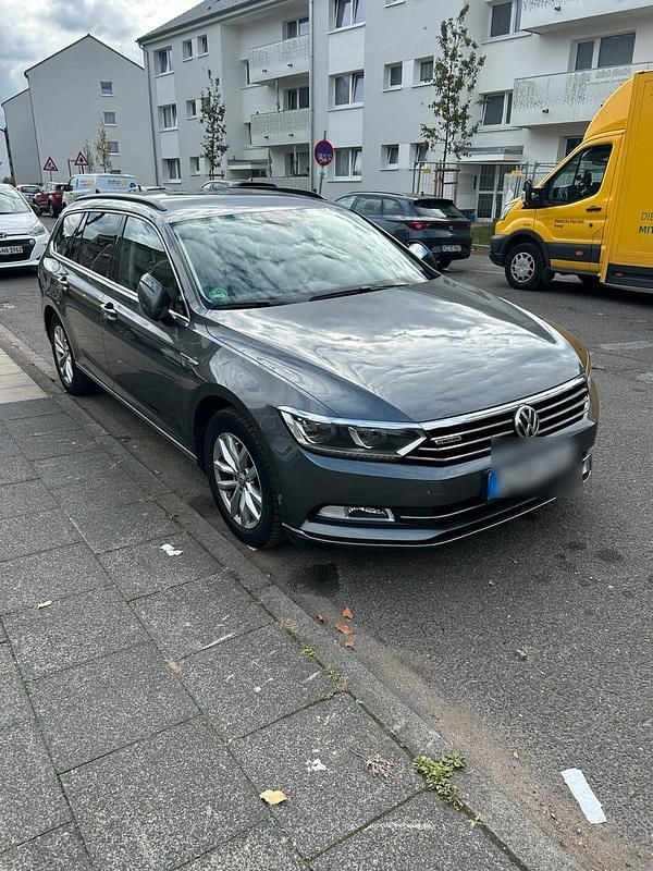 Violet Gebraucht 2017 VW Passat Kombi | 10.500 € (Superpreis) - Bild 1/4