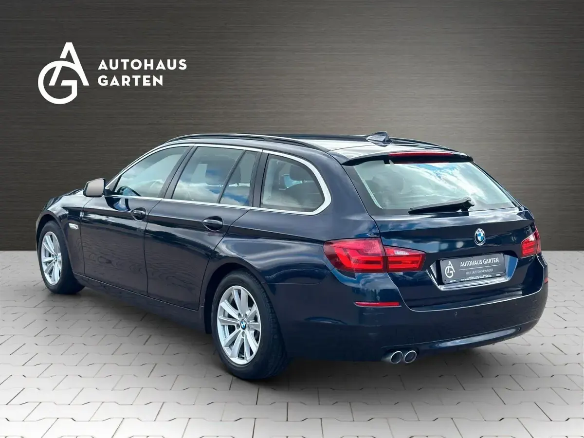 Gebraucht BMW 520 184 PS (135 kW) 2013 Blau Kombi