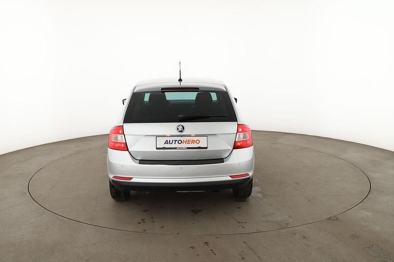 Gebraucht Skoda Rapid Ambition 110 PS (80 kW) 2016 Grau Kleinwagen