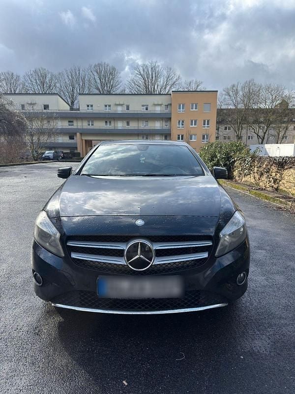 Gebraucht Mercedes A220 170 PS (125 kW) 2014 Schwarz Kleinwagen