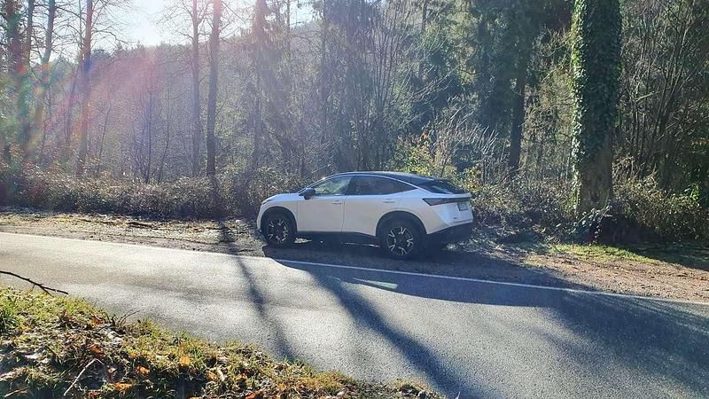 Gebraucht Nissan Ariya Evolve 177 kW (242 PS) 2023 Weiß SUV