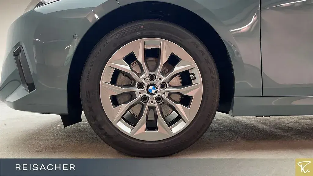Gebraucht BMW 118 Efficient Dynamics 150 PS (110 kW) 2024 Cape york grün metallic Kleinwagen