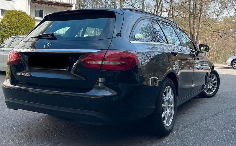 Gebraucht Mercedes C220 170 PS (125 kW) 2017 Schwarz Kombi