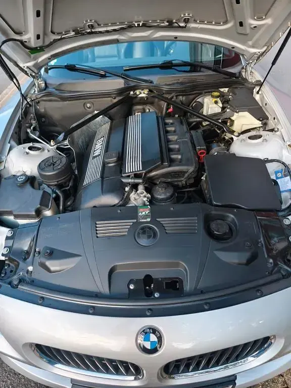Gebraucht BMW Z4 Sport Line 170 PS (125 kW) 2004 Silber Cabrio