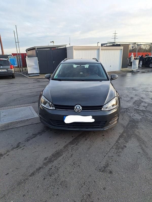 Grau Gebraucht 2016 VW Golf VII Kombi | 7.200 € (Superpreis) - Bild 1/4