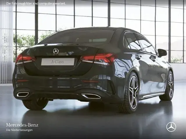 Gebraucht Mercedes A250 224 PS (164 kW) 2022