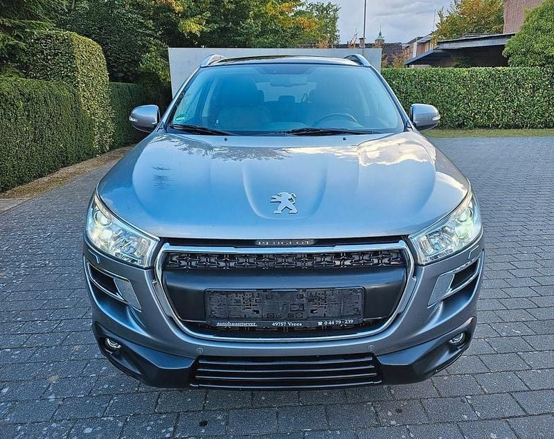 Grau Gebraucht 2012 Peugeot 4008 Allure SUV | 6.999 € (Fairer Preis) - Bild 1/4