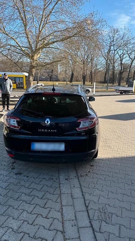 Gebraucht Renault Mégane III 110 PS (80 kW) 2011 Schwarz Kleinwagen