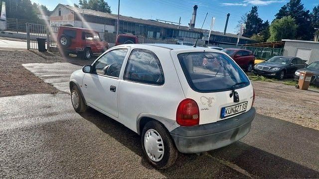 Gebraucht Opel Corsa Eco 54 PS (39 kW) 1998 Weiß Limousine