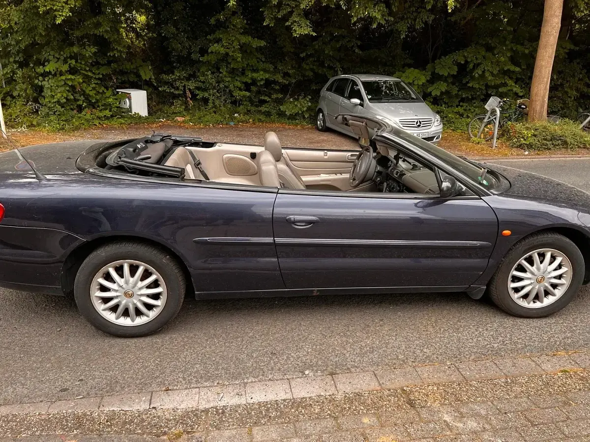 Gebraucht Chrysler Sebring Cabriolet 203 PS (149 kW) 2007 Blau Cabrio