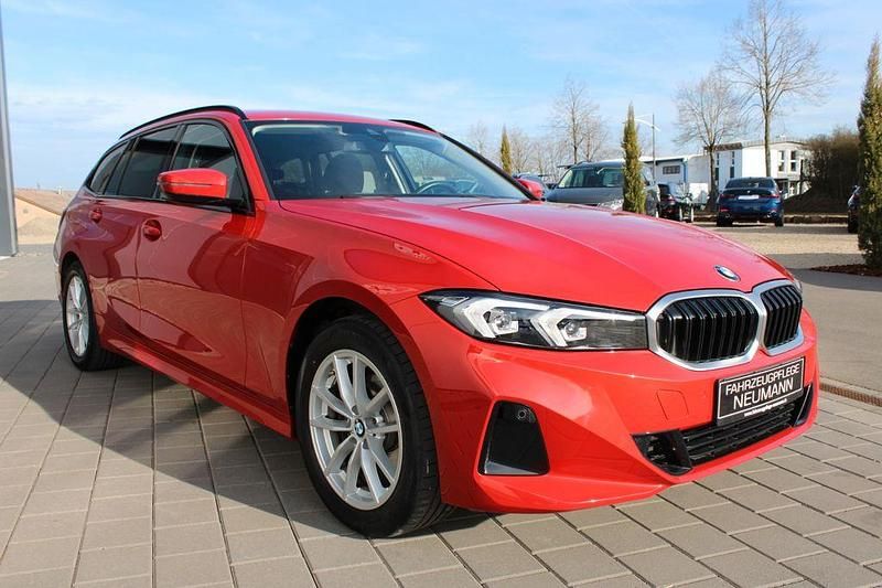 Gebraucht BMW 318 Performance 150 PS (110 kW) 2023 Rot Kombi