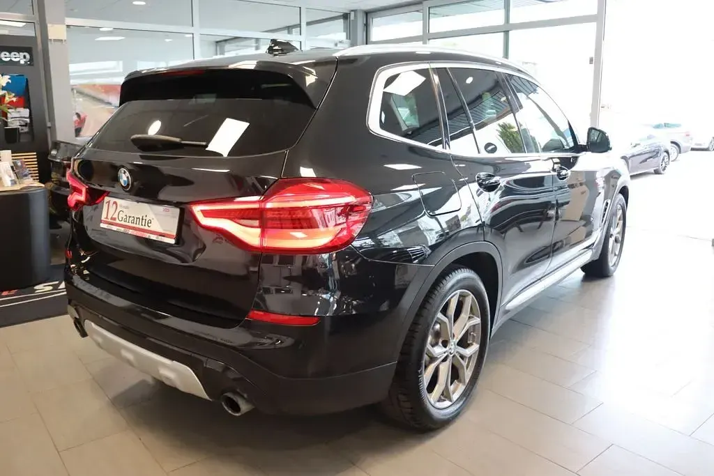 Gebraucht BMW X3 Performance 231 PS (169 kW) 2019 Saphirschwarz (metallic) SUV